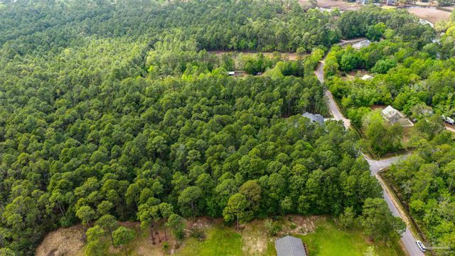 Nowling Dr, Milton, FL 32583