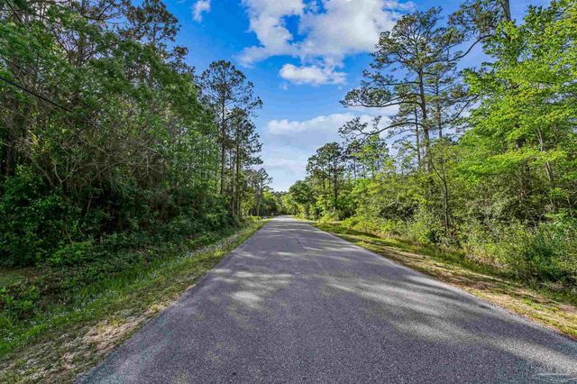 Nowling Dr, Milton, FL 32583