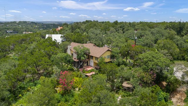 468 Spiller LN, West Lake Hills, TX 78746