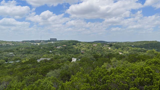 468 Spiller LN, West Lake Hills, TX 78746