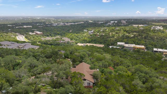 468 Spiller LN, West Lake Hills, TX 78746