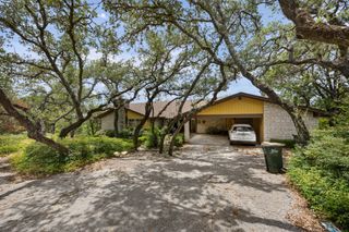 468 Spiller LN, West Lake Hills, TX 78746