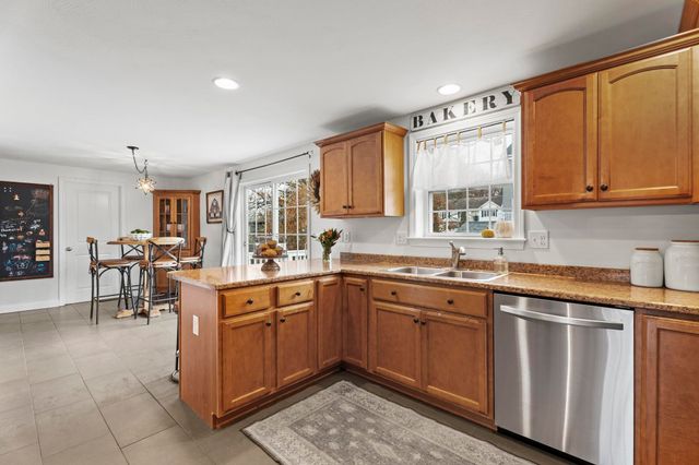 161 Delaware Avenue, Manchester, NH 03104