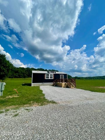 104 Cottage Brook Circle, Anderson, MO 64831