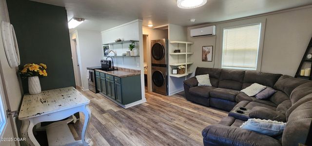 104 Cottage Brook Circle, Anderson, MO 64831