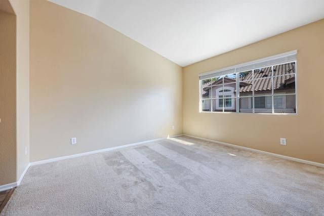 12047 Tivoli Park Row 4, San Diego, CA 92128
