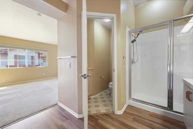 12047 Tivoli Park Row 4, San Diego, CA 92128