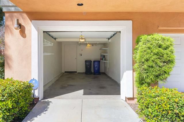 12047 Tivoli Park Row 4, San Diego, CA 92128