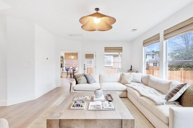 14813 Slingshot RD, Austin, TX 78717