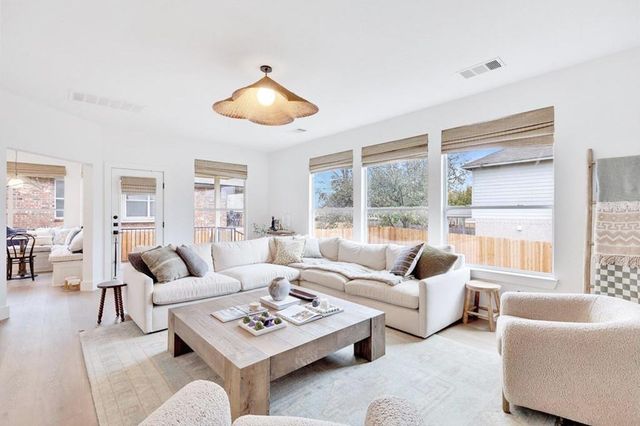 14813 Slingshot RD, Austin, TX 78717