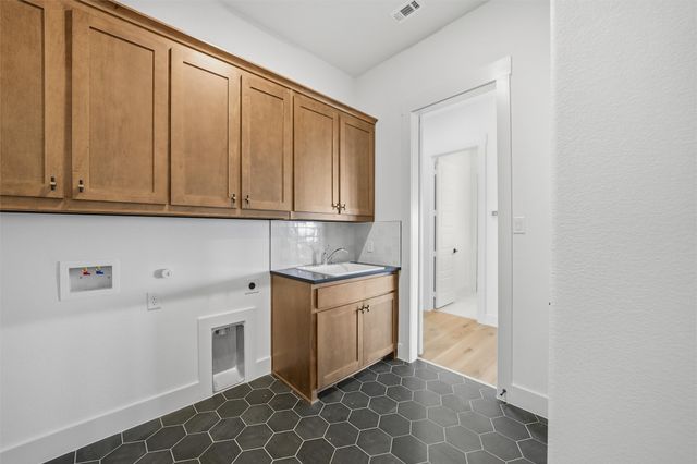 300 Texas Sage Trail, Weatherford, TX 76082