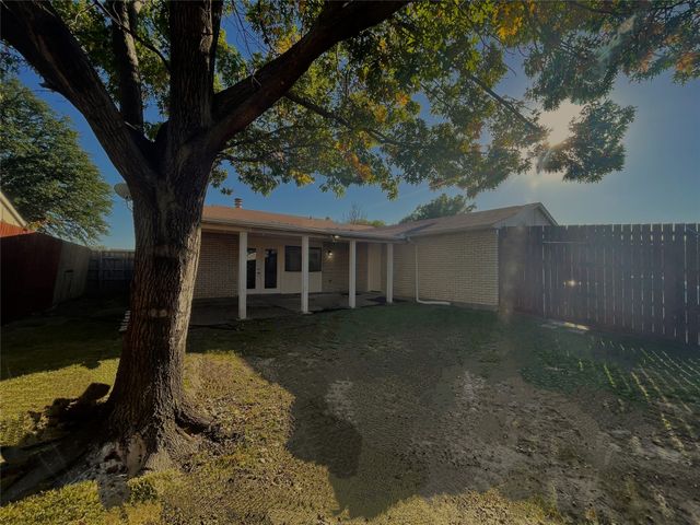 5608 Terry Street, The Colony, TX 75056