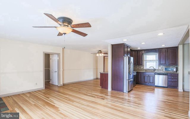 8816 RICHMOND AVE, Parkville, MD 21234