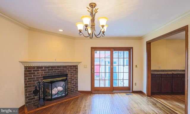 8816 RICHMOND AVE, Parkville, MD 21234