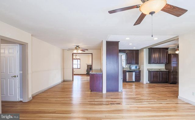 8816 RICHMOND AVE, Parkville, MD 21234