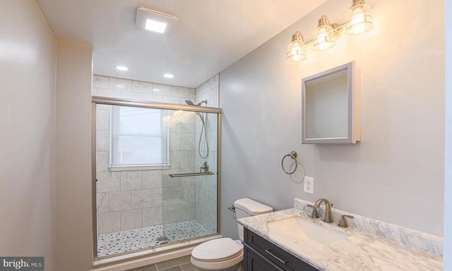 8816 RICHMOND AVE, Parkville, MD 21234