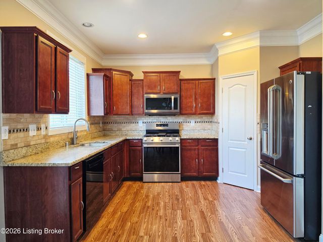 16300 Brookfield View Ct, Louisville, KY 40245