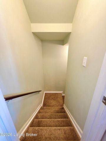 16300 Brookfield View Ct, Louisville, KY 40245