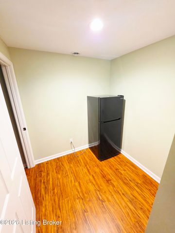 16300 Brookfield View Ct, Louisville, KY 40245