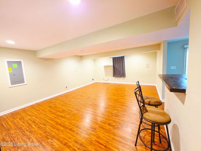 16300 Brookfield View Ct, Louisville, KY 40245