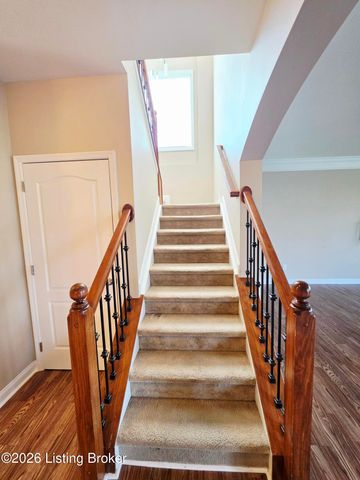 16300 Brookfield View Ct, Louisville, KY 40245