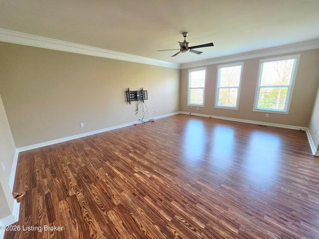 16300 Brookfield View Ct, Louisville, KY 40245
