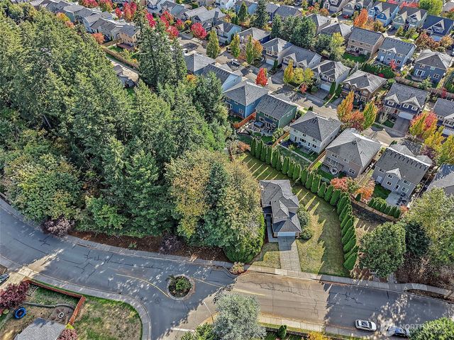 22727 SE 267th Place, Maple Valley, WA 98038