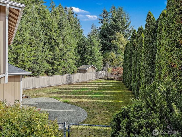 22727 SE 267th Place, Maple Valley, WA 98038