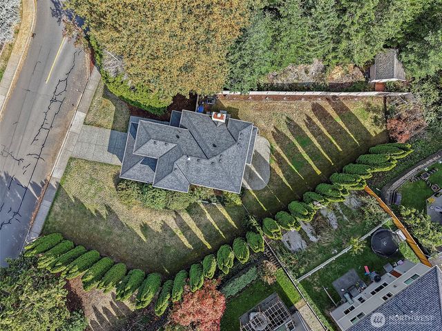22727 SE 267th Place, Maple Valley, WA 98038
