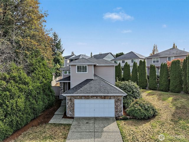 22727 SE 267th Place, Maple Valley, WA 98038