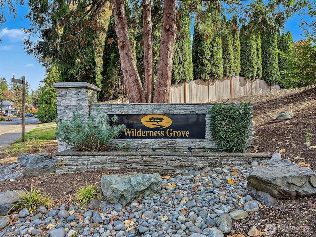 22727 SE 267th Place, Maple Valley, WA 98038