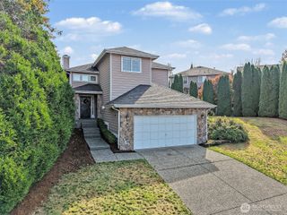 22727 SE 267th Place, Maple Valley, WA 98038