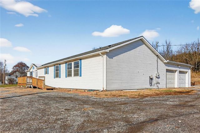 14746 Metro Avenue, Bonner Springs, KS 66012