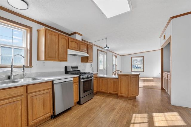 14746 Metro Avenue, Bonner Springs, KS 66012