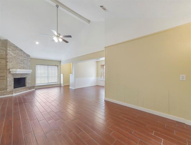 3711 23rd Street N, Texas City, TX 77590