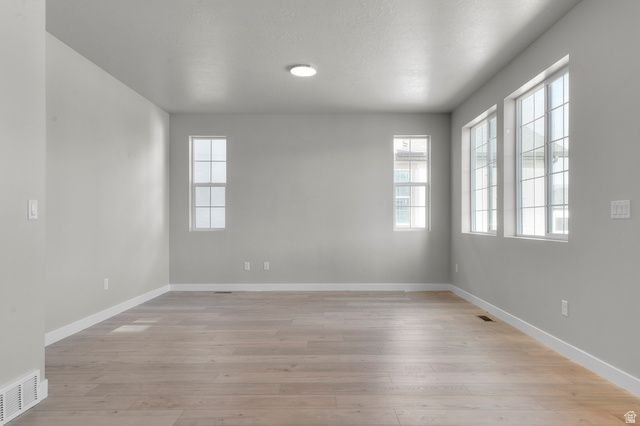 1043 W SPARROW WAY, Stansbury Park, UT 84074