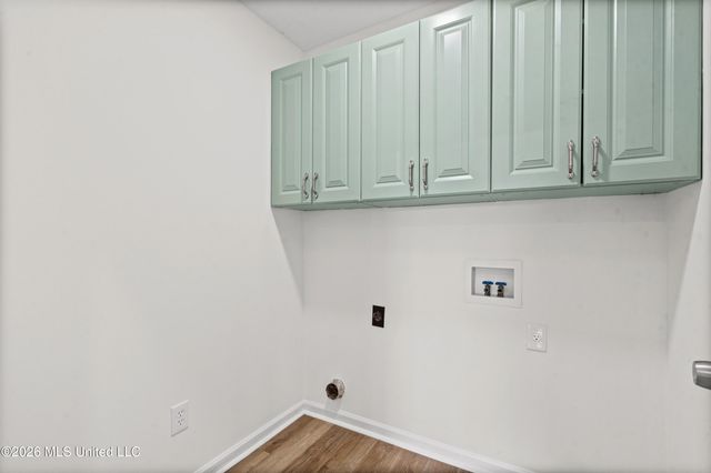 9079 Hickory Drive, Olive Branch, MS 38654