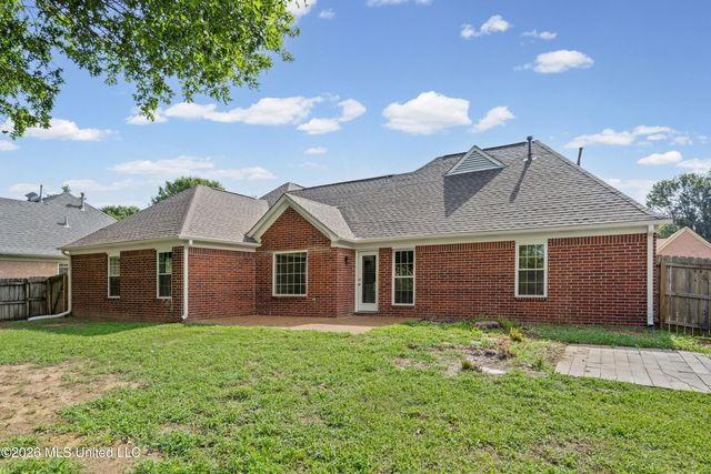 9079 Hickory Drive, Olive Branch, MS 38654