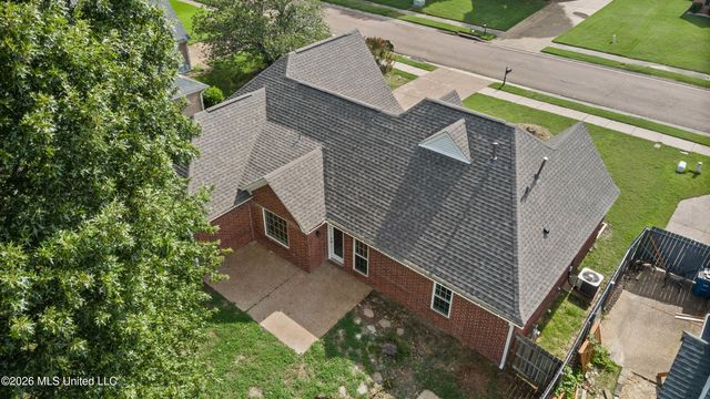 9079 Hickory Drive, Olive Branch, MS 38654