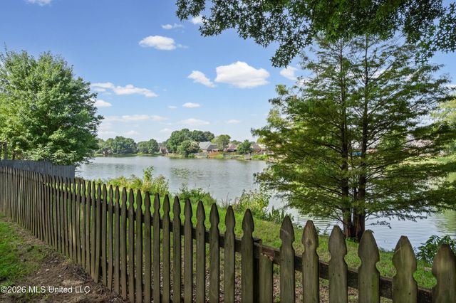 9079 Hickory Drive, Olive Branch, MS 38654