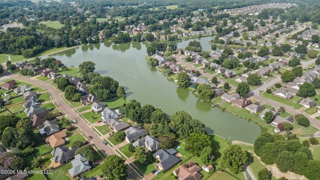 9079 Hickory Drive, Olive Branch, MS 38654