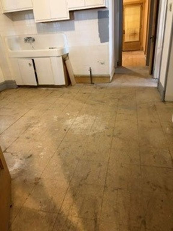 5511 W Division Street, Chicago, IL 60651 — photo 2