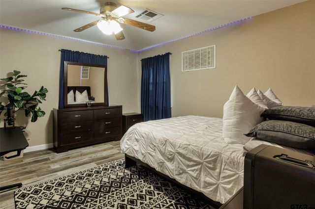 765 RS County Road 3410, Emory, TX 75440