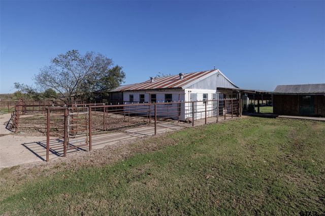 765 RS County Road 3410, Emory, TX 75440