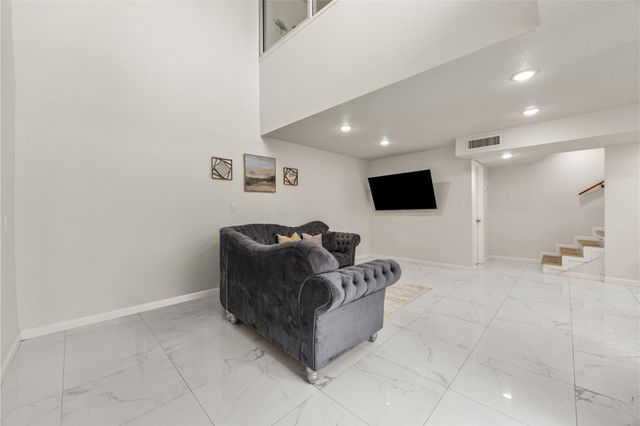 11411 Harwin Drive 17, Houston, TX 77072