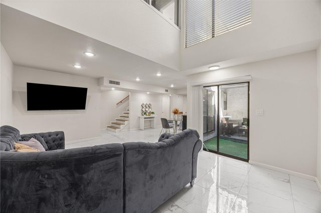 11411 Harwin Drive 17, Houston, TX 77072