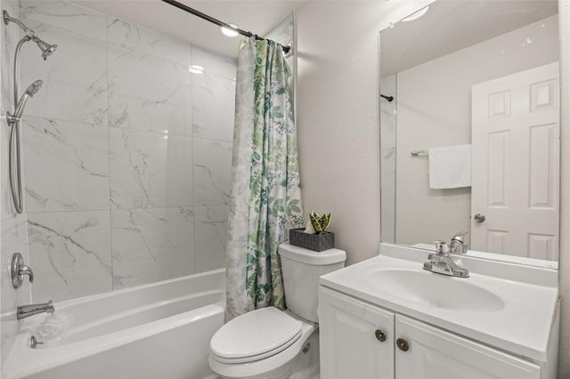 11411 Harwin Drive 17, Houston, TX 77072