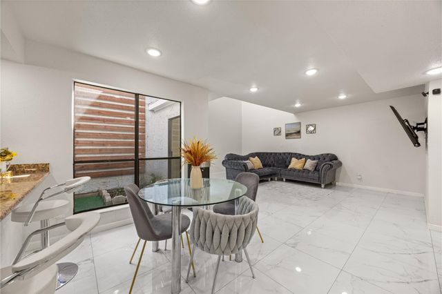 11411 Harwin Drive 17, Houston, TX 77072