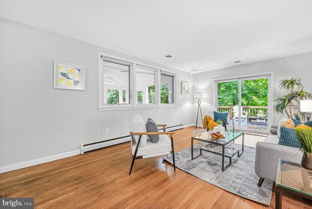 6202 W HALBERT RD, Bethesda, MD 20817