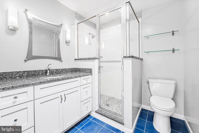 6202 W HALBERT RD, Bethesda, MD 20817